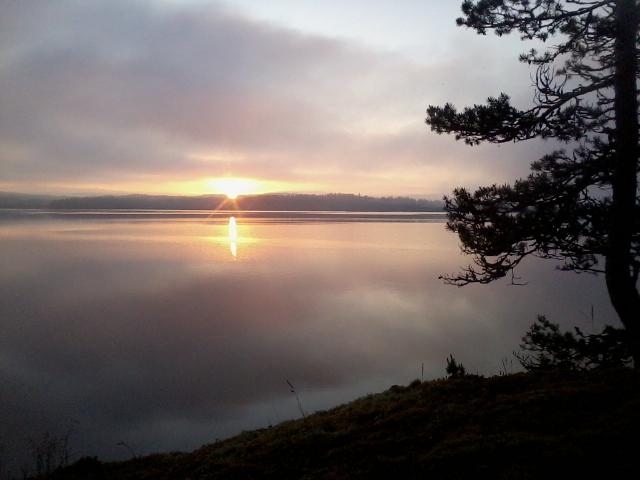 3:45 am : sunrise at Lake Paloselkä